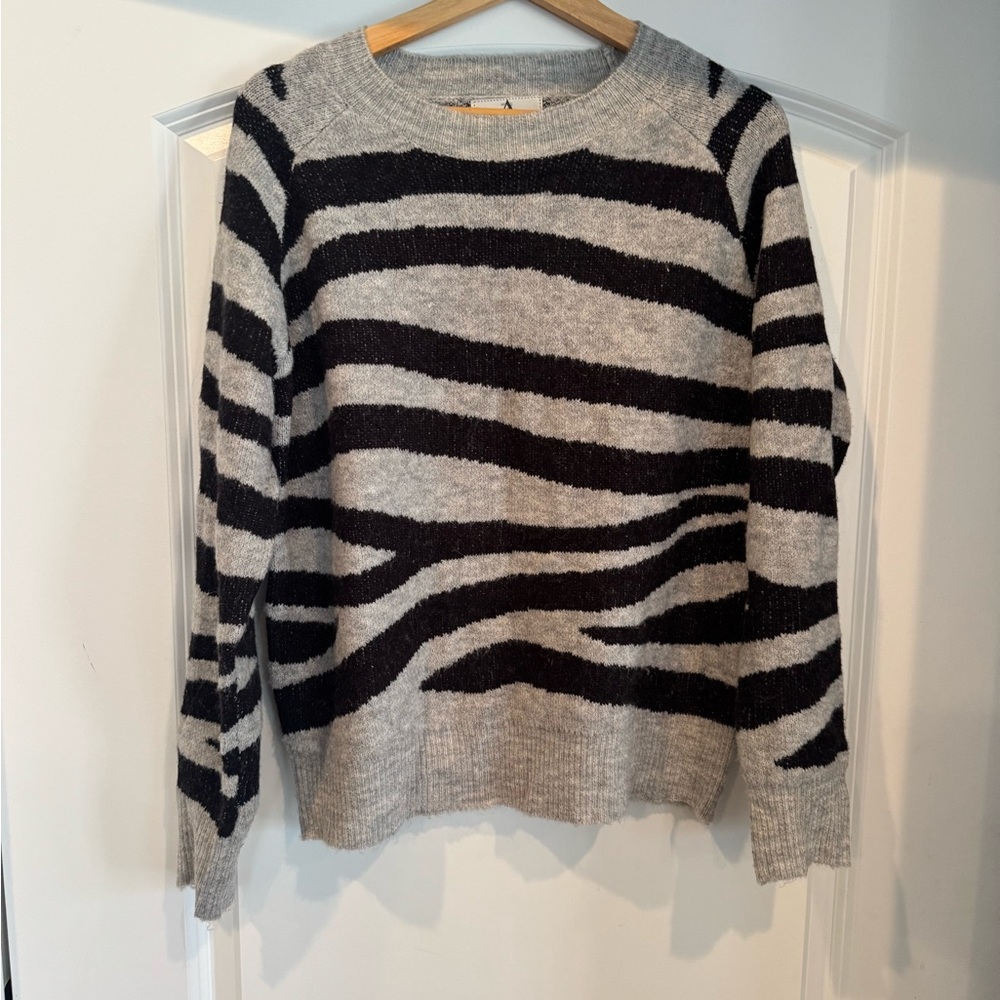 Azazie Gray and Black Zebra-Stripe Crewneck Sweater